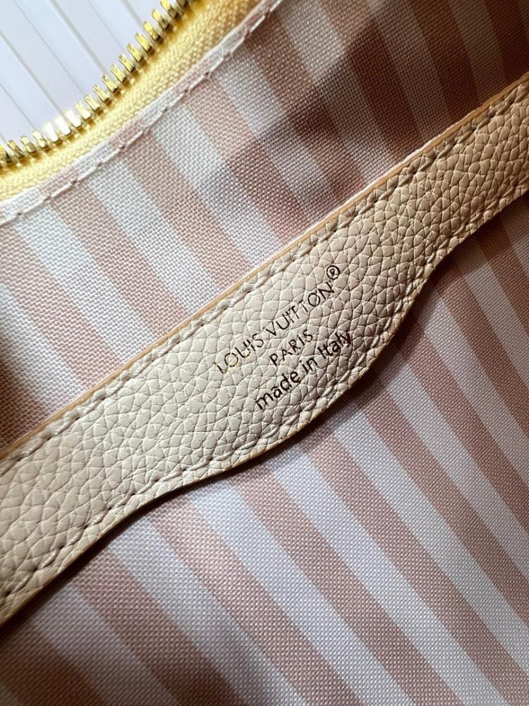 Elegant Refined Gold Woven Leather Top Handle Bag
