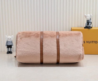 Stylish Refined Leather Crossbody Bag