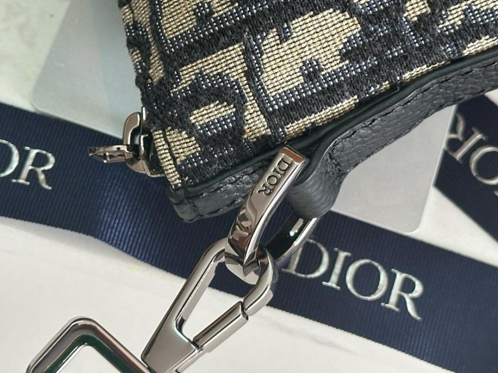 Classic Italian-Inspired Black Printed Leather Shoulder Bag