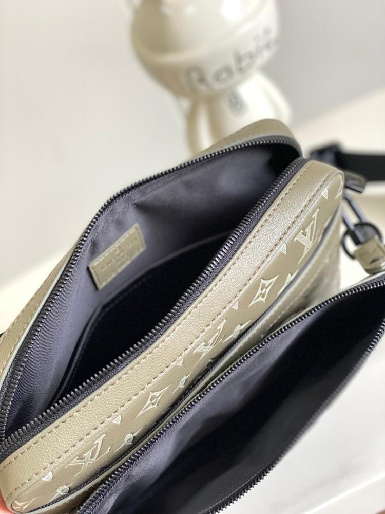 Modern Refined Canvas Crossbody Bag