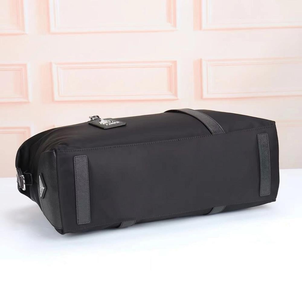 Modern Premium Travel Bag