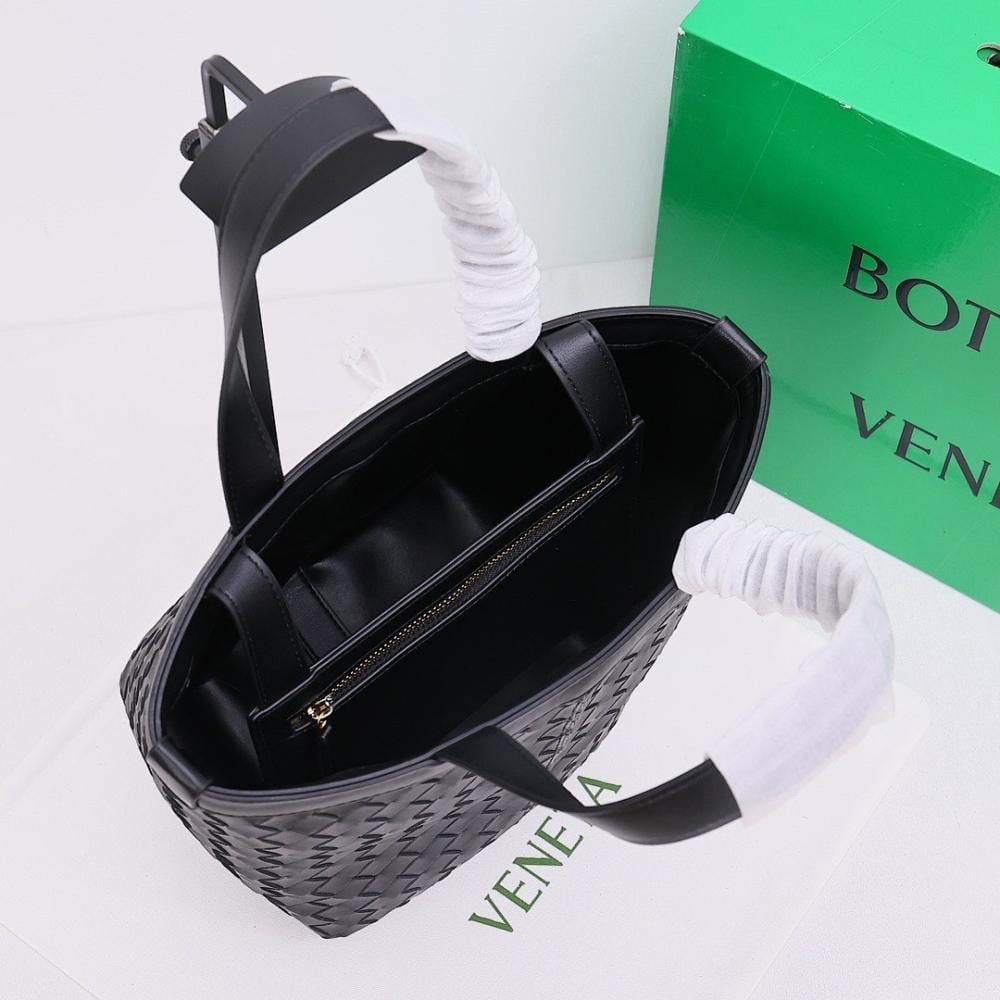 Luxury Refined Woven Leather Top Handle Bag