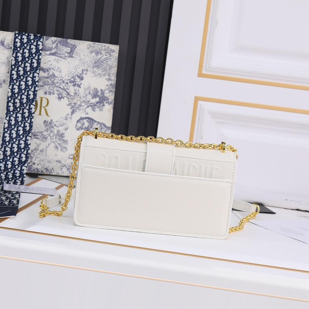 Modern Elegant Shoulder Bag