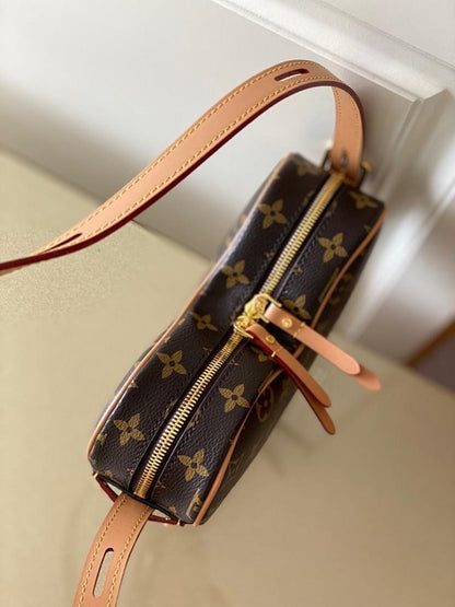 Modern Italian-Inspired Printed Canvas Shoulder Bag