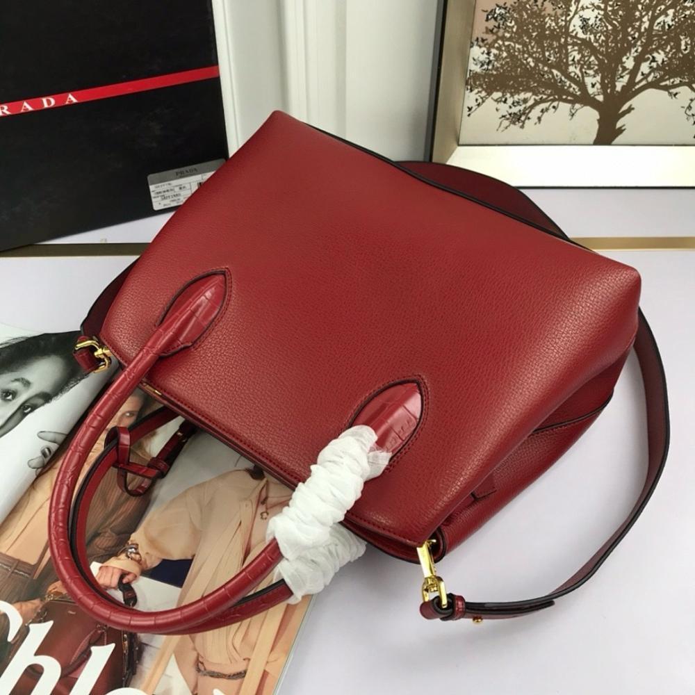 Luxury Stylish Calfskin Bag