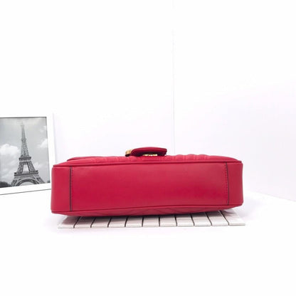Elegant Refined Crossbody Bag