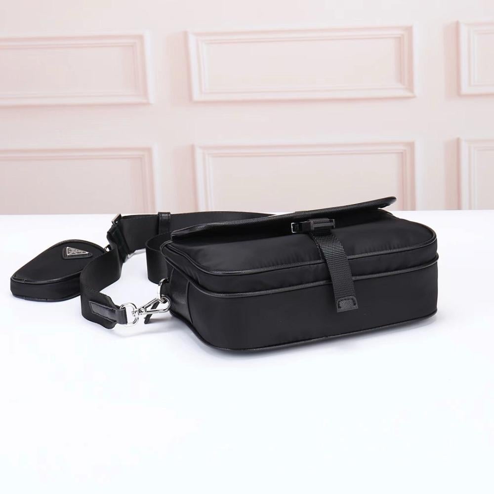 Modern Elegant Nylon Crossbody Bag – Limited Edition