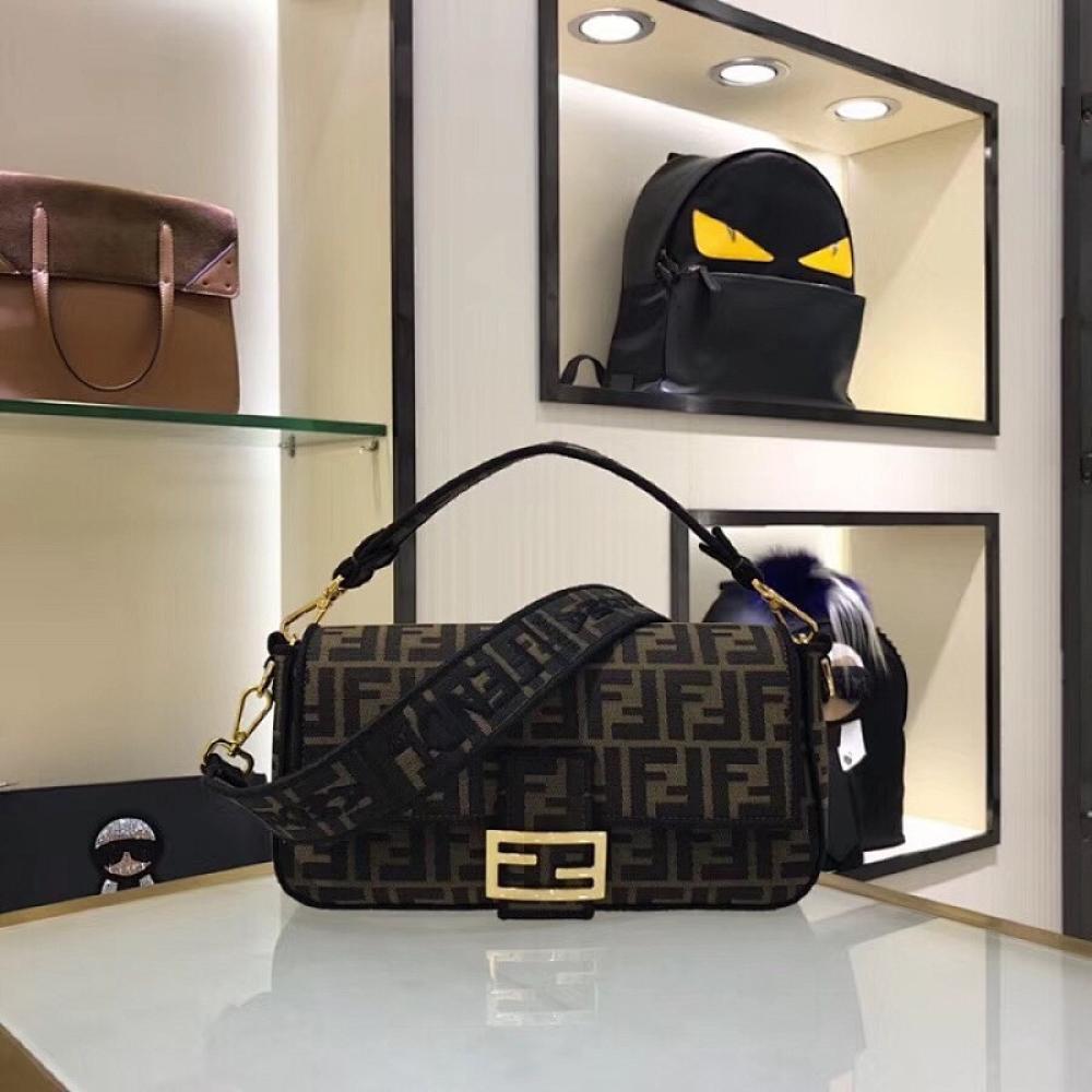 Luxury Elegant Leather Shoulder Bag