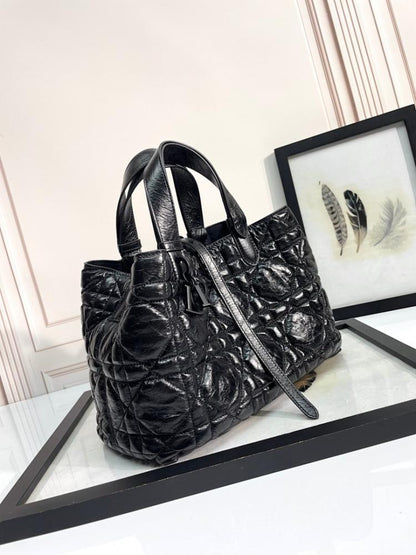 Italian-Inspired Luxury Black Calfskin Crossbody Bag