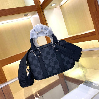 Italian-Inspired Stylish Shoulder Bag