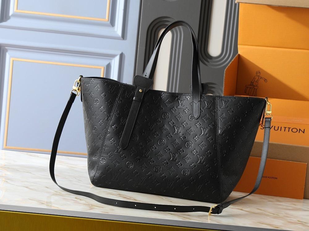 Italian-Inspired Elegant Shoulder Bag