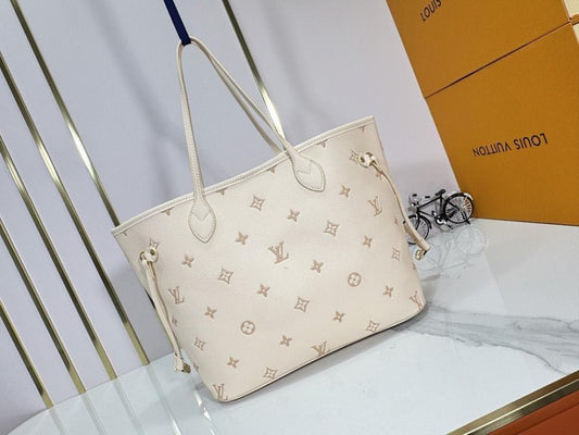 Neverfull Gold Leather Shoulder Bag