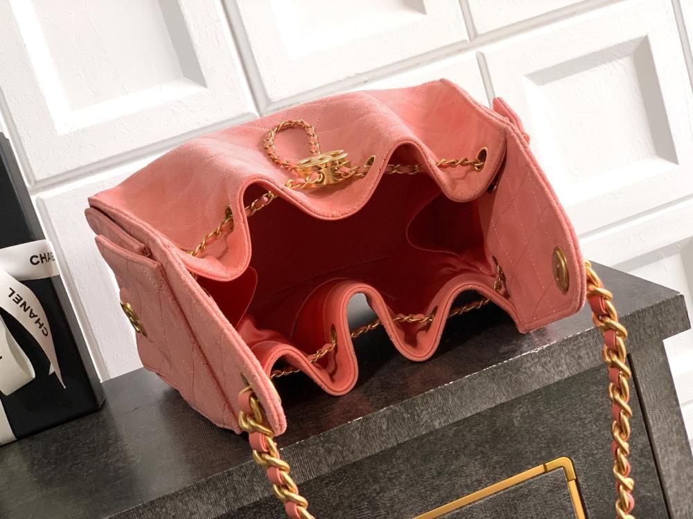 Classic Bucket Bag