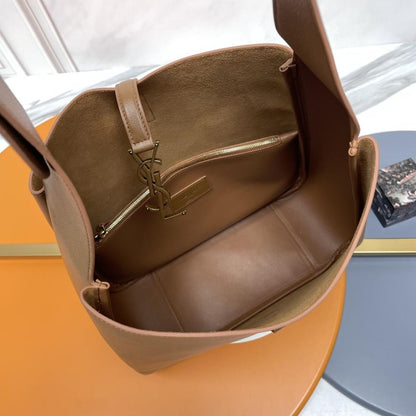 Alma Leather Hobo Bag