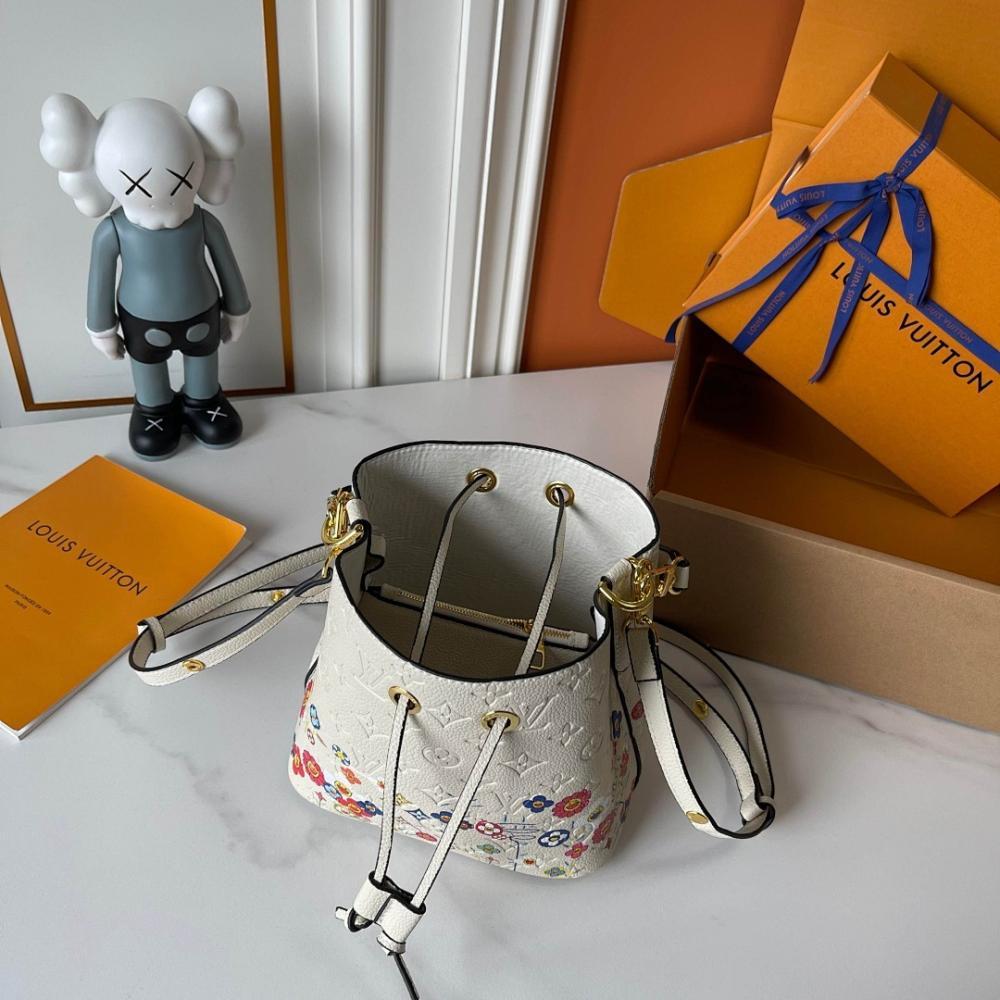 Luxury Elegant Bucket Bag – Special Edition
