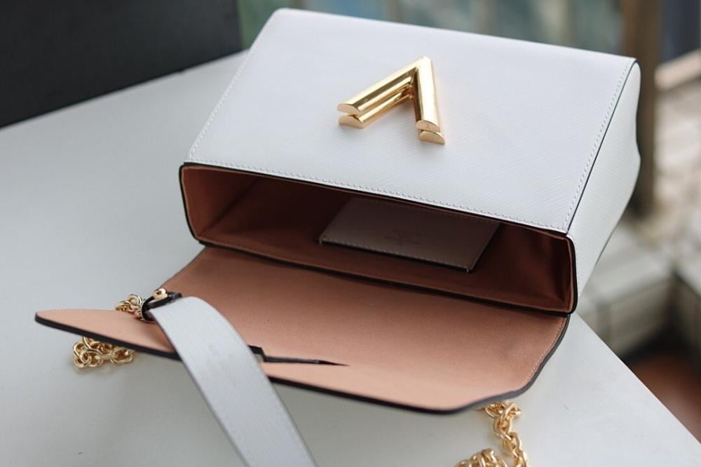 Twist Shoulder Bag