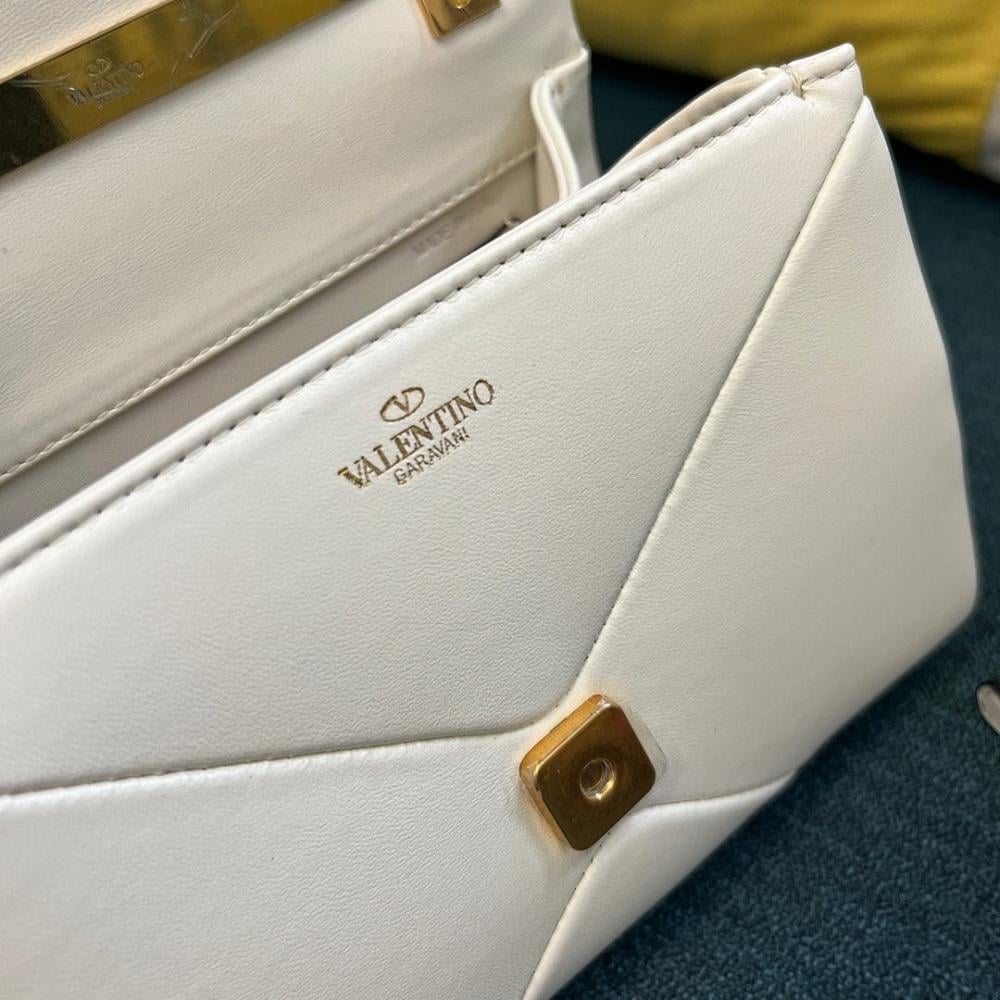 Elegant Refined Studded Leather Shoulder Bag