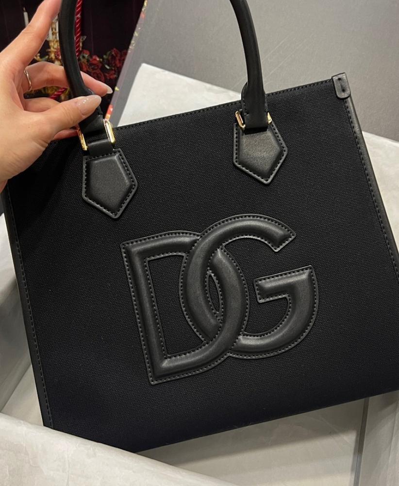 Modern Refined Leather Shoulder Bag