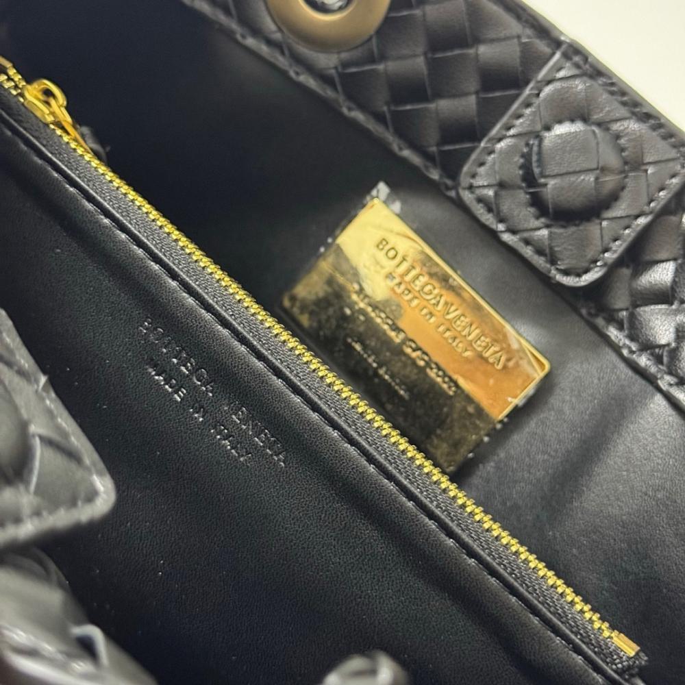 Luxury Refined Woven Leather Shoulder Bag