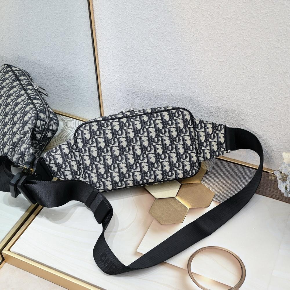 Classic Elegant Black Printed Calfskin Shoulder Bag – Limited Edition