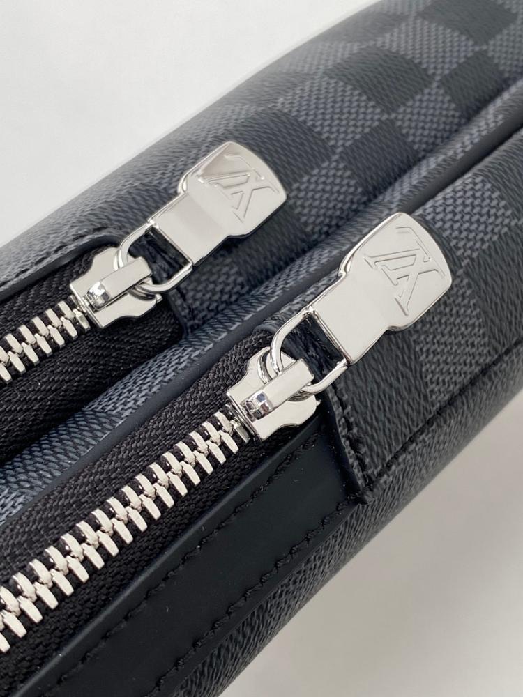 Italian-Inspired Stylish Leather Shoulder Bag