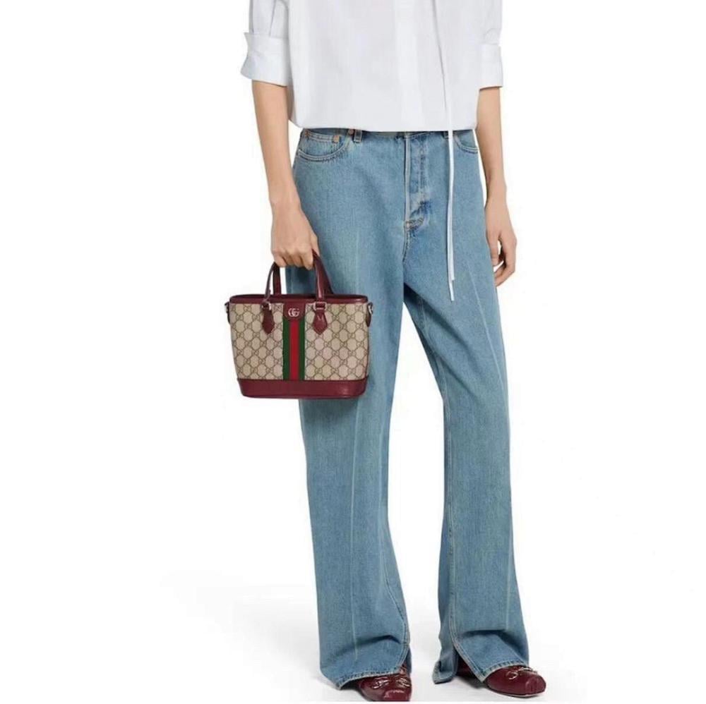 Modern Elegant Top Handle Bag