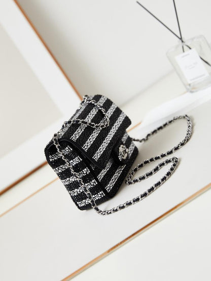 Elegant Shoulder Bag