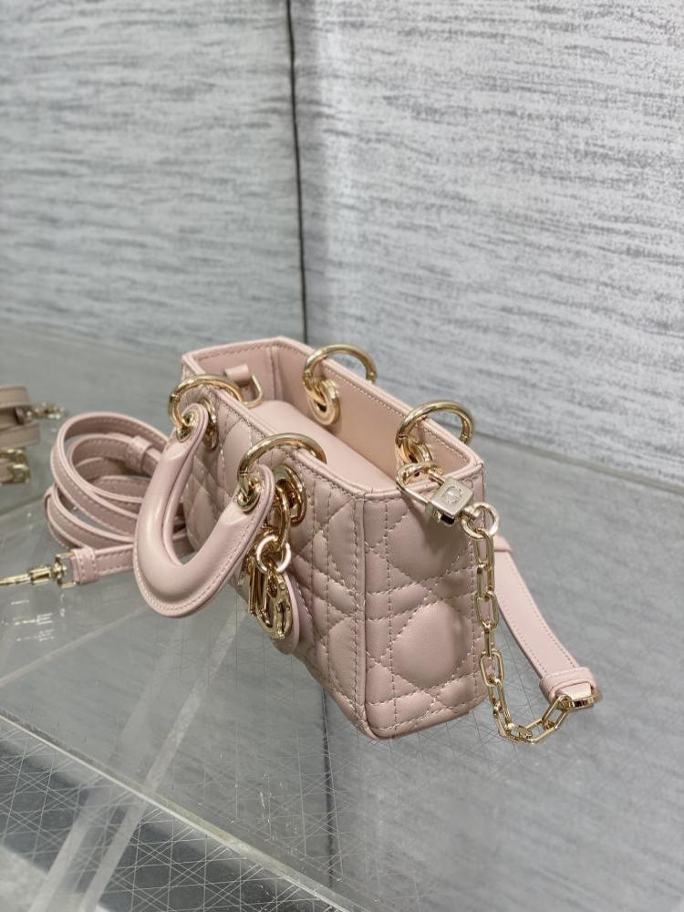 Classic Leather Shoulder Bag