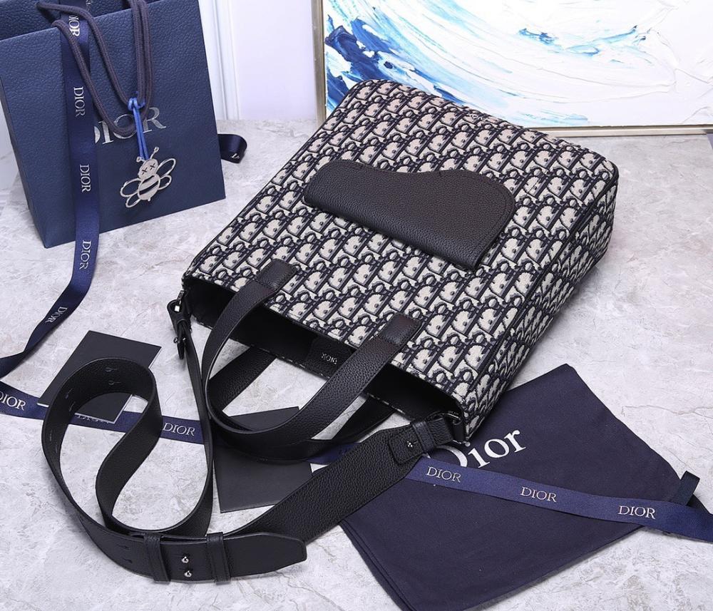 Elegant Premium Black Calfskin Shoulder Bag
