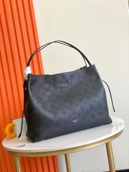 Luxury Refined Silver Leather Shoulder Bag