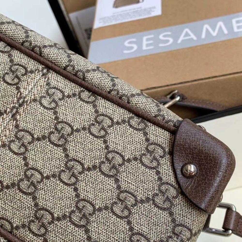 Elegant Shoulder Bag