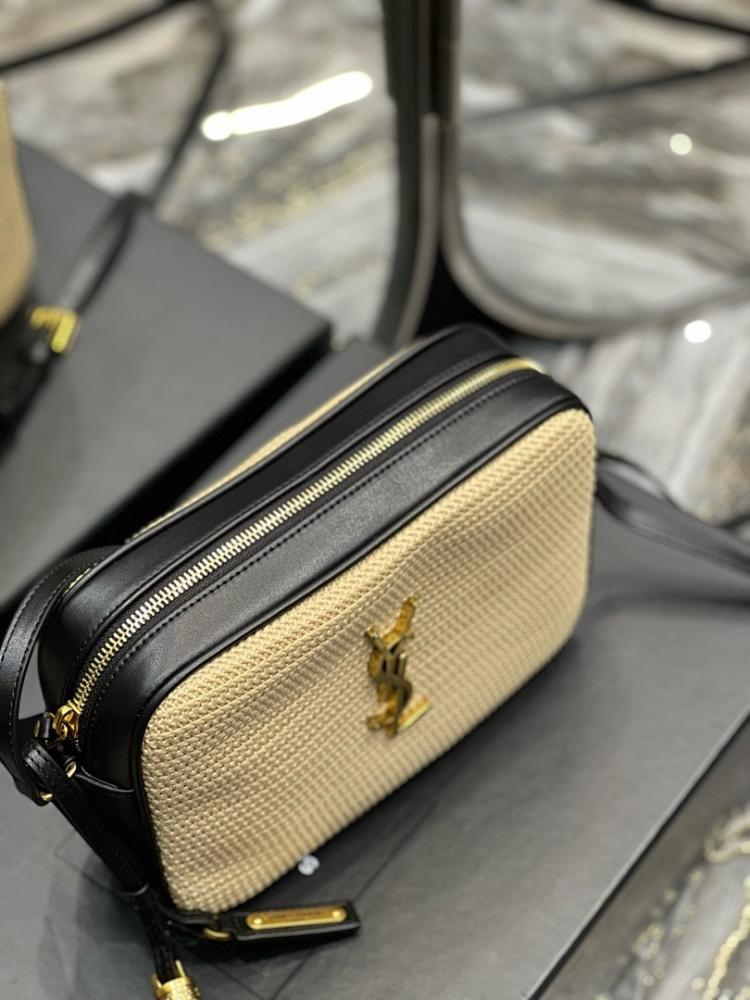 Stylish Refined Black Woven Calfskin Shoulder Bag