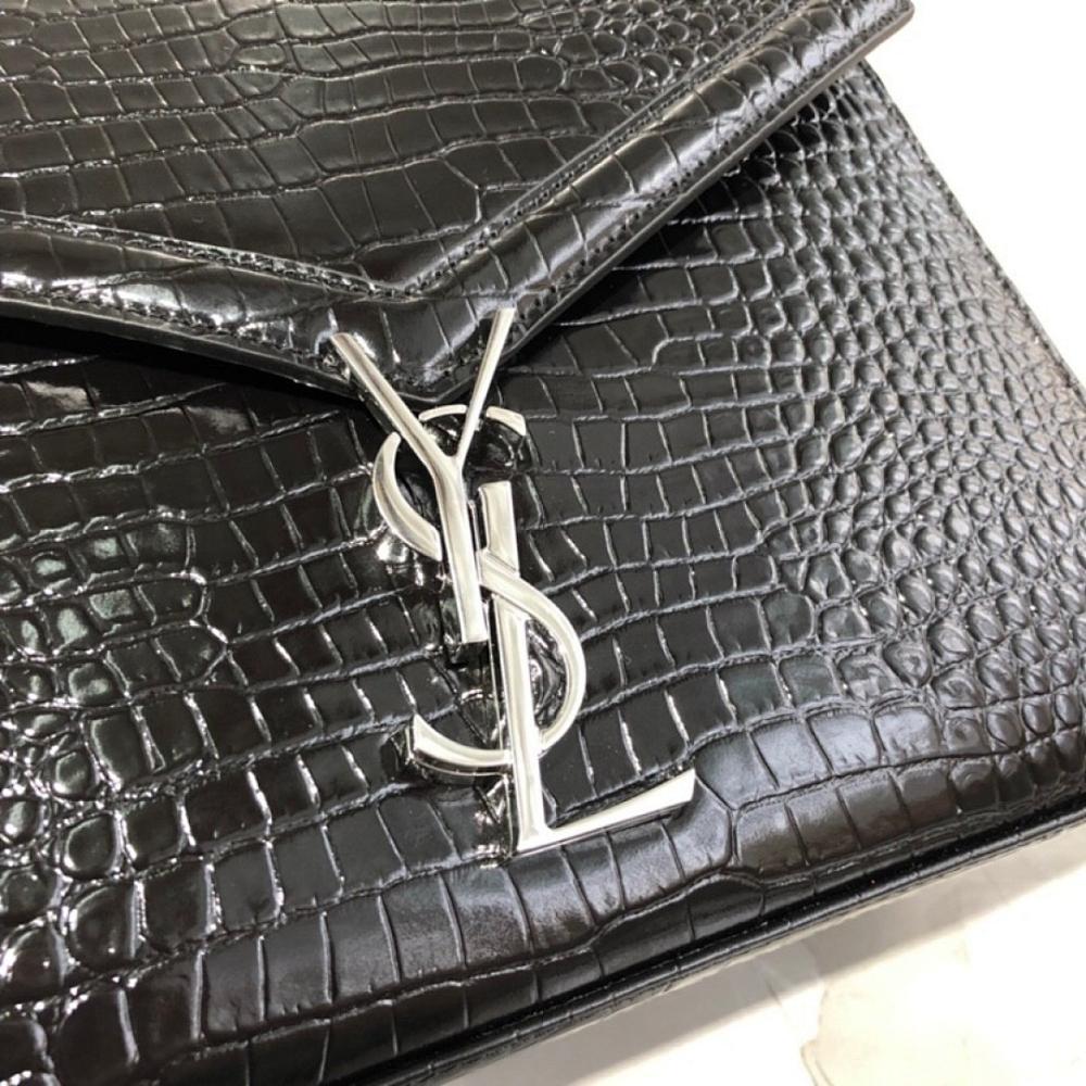Stylish Leather Shoulder Bag – Limited Edition