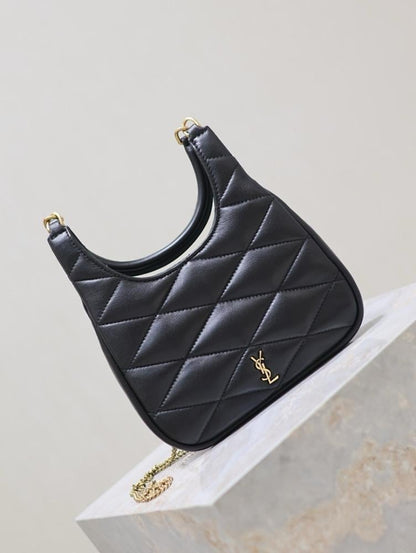 Stylish Lambskin Shoulder Bag – Limited Edition