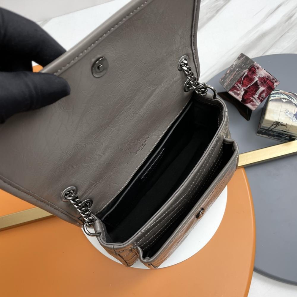 Arco Leather Shoulder Bag