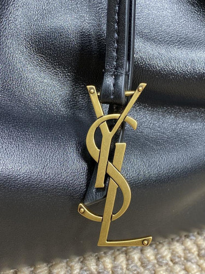 Elegant Shoulder Bag