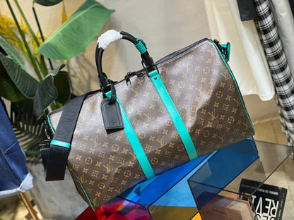 Modern Italian-Inspired Canvas Bag