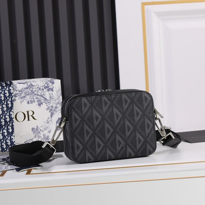 Arco Leather Top Handle Bag