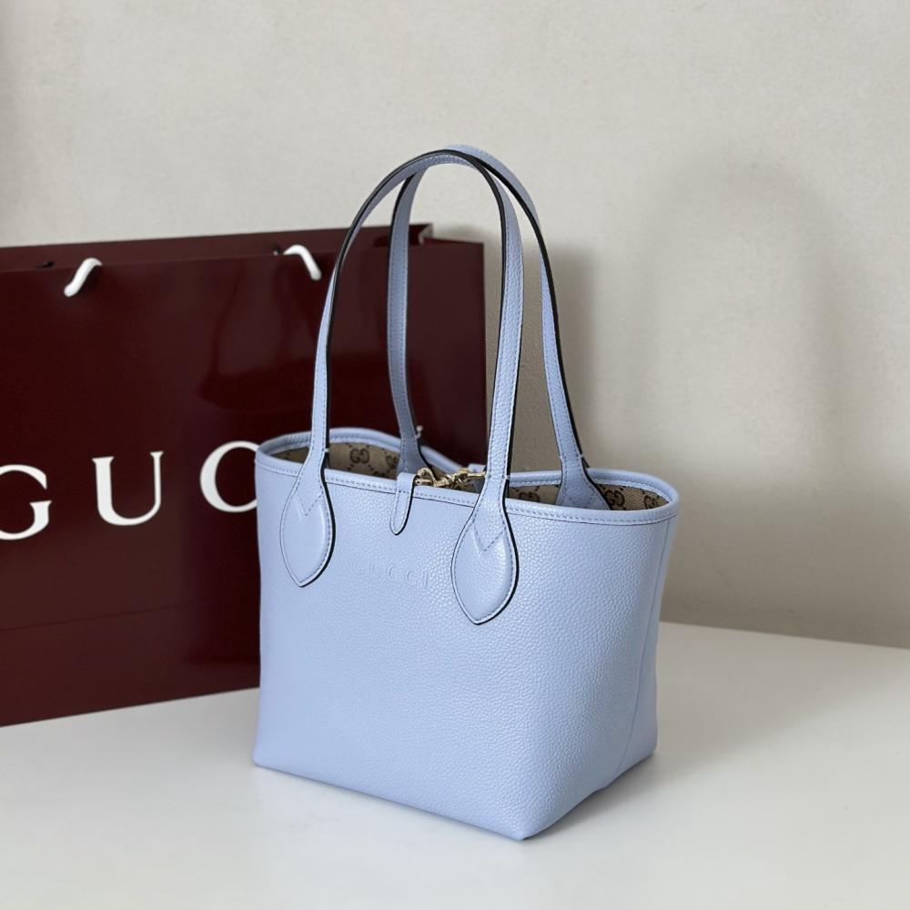 Classic Shoulder Bag