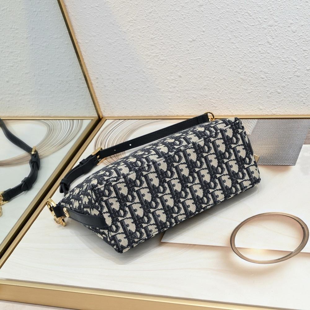 Elegant Stylish Black Studded Calfskin Shoulder Bag – Special Edition