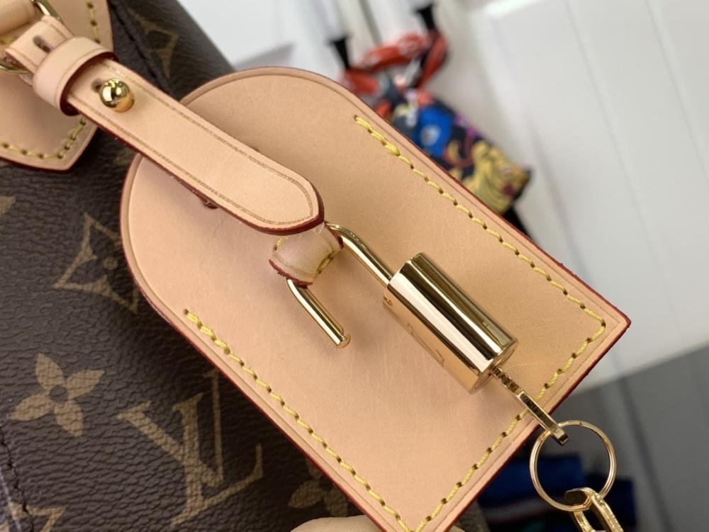 Premium Shoulder Bag