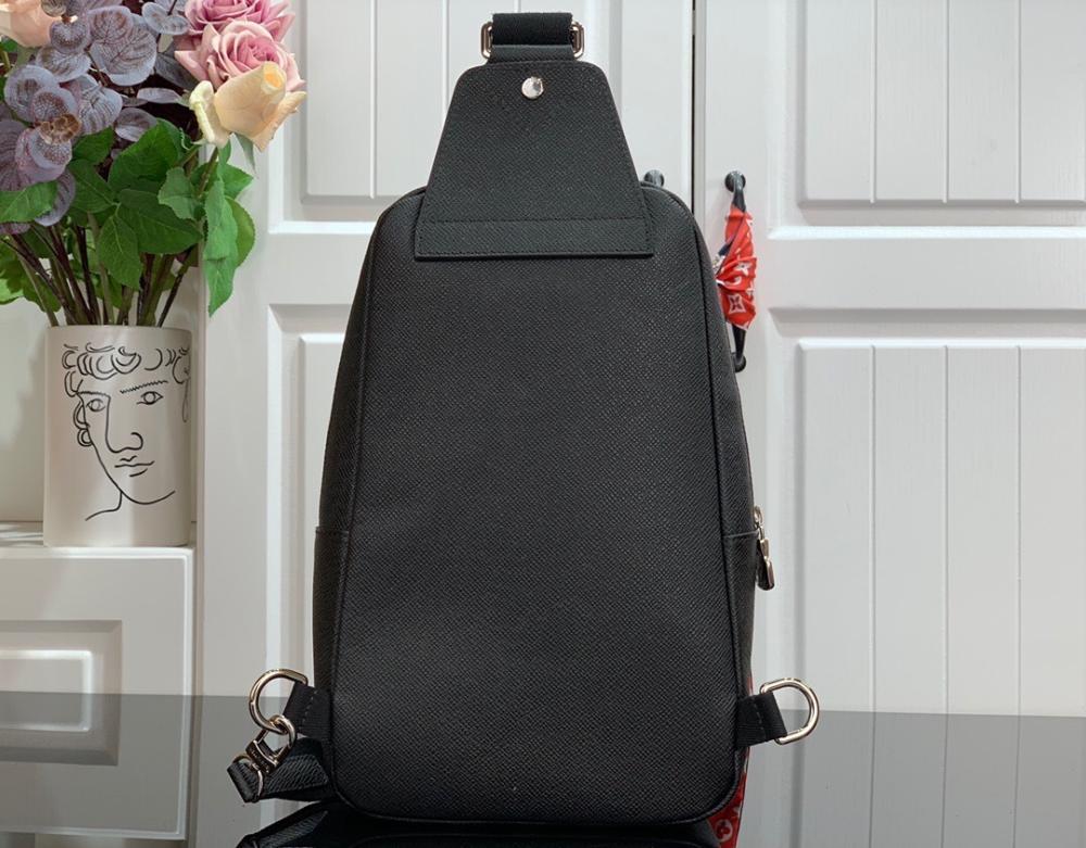Elegant Shoulder Bag