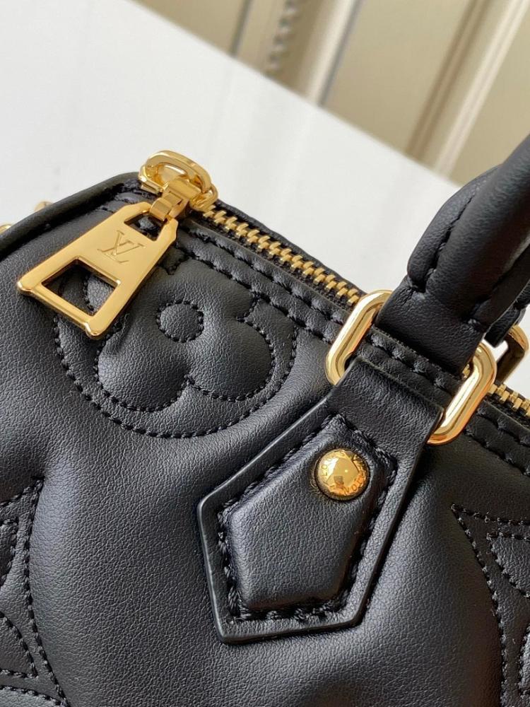 Classic Modern Quilted Calfskin Crossbody Bag