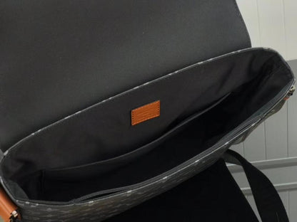 Practical Shoulder Bag