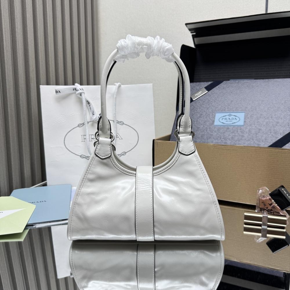 Elegant Shoulder Bag
