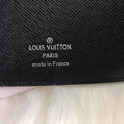 Modern Luxury Silver Leather Wallet