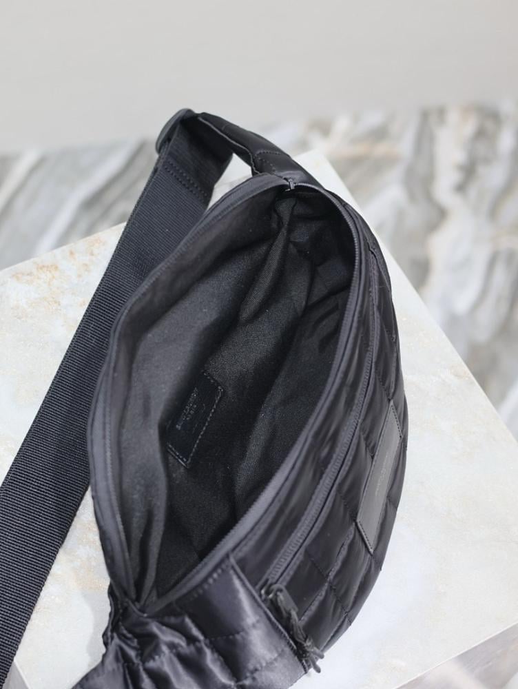 Elegant Stylish Nylon Shoulder Bag