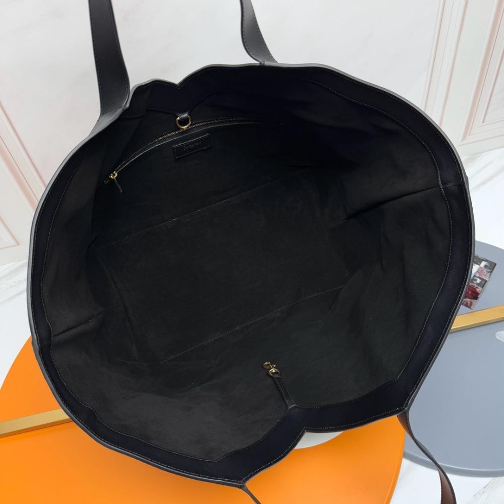 Alma Shoulder Bag