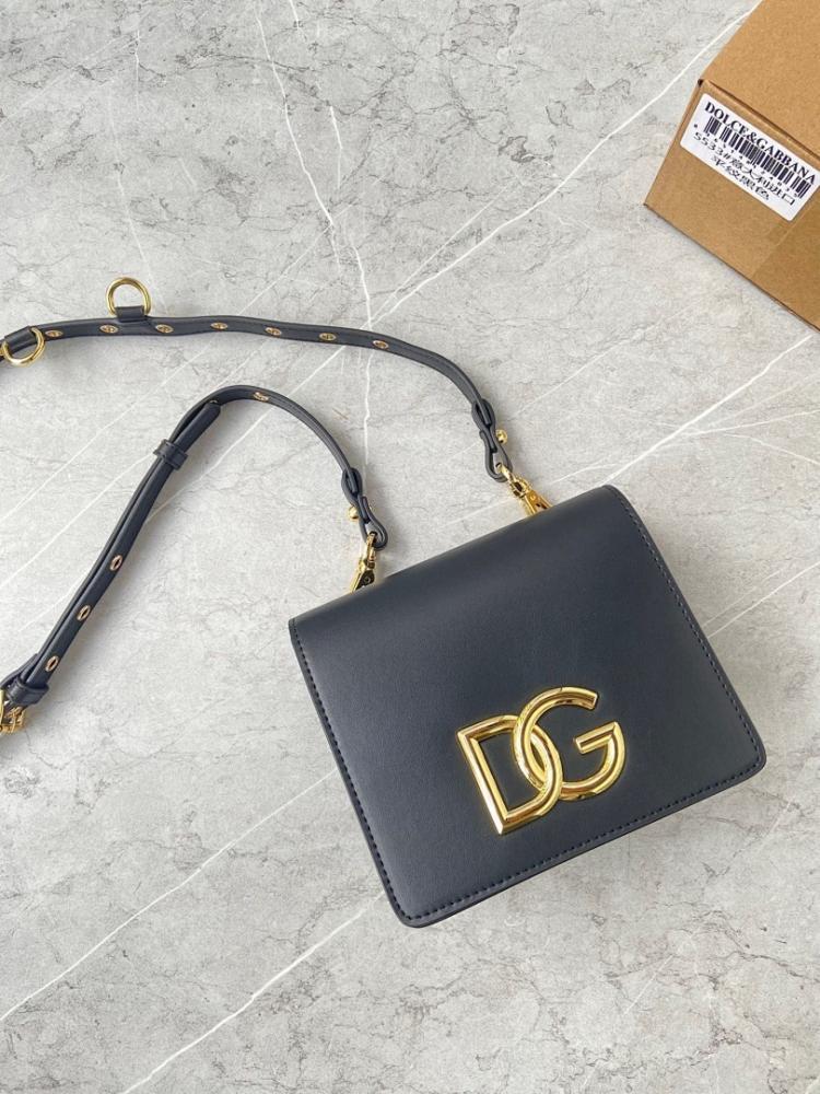 Italian-Inspired Elegant Calfskin Shoulder Bag