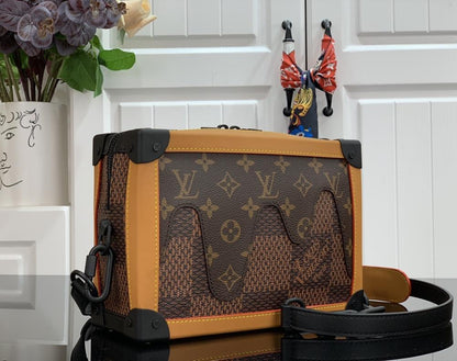 Shoulder Bag